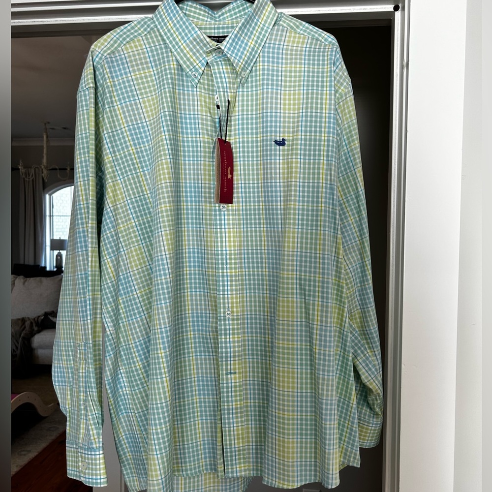 New with tags southern marsh XL button down!